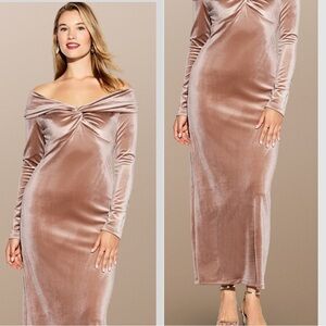 NWTS💓THE OCCASION XL💓CHAMPAGNE VELVET LONG SLEEVED OFF THE SHOULDER FITTED MAXI